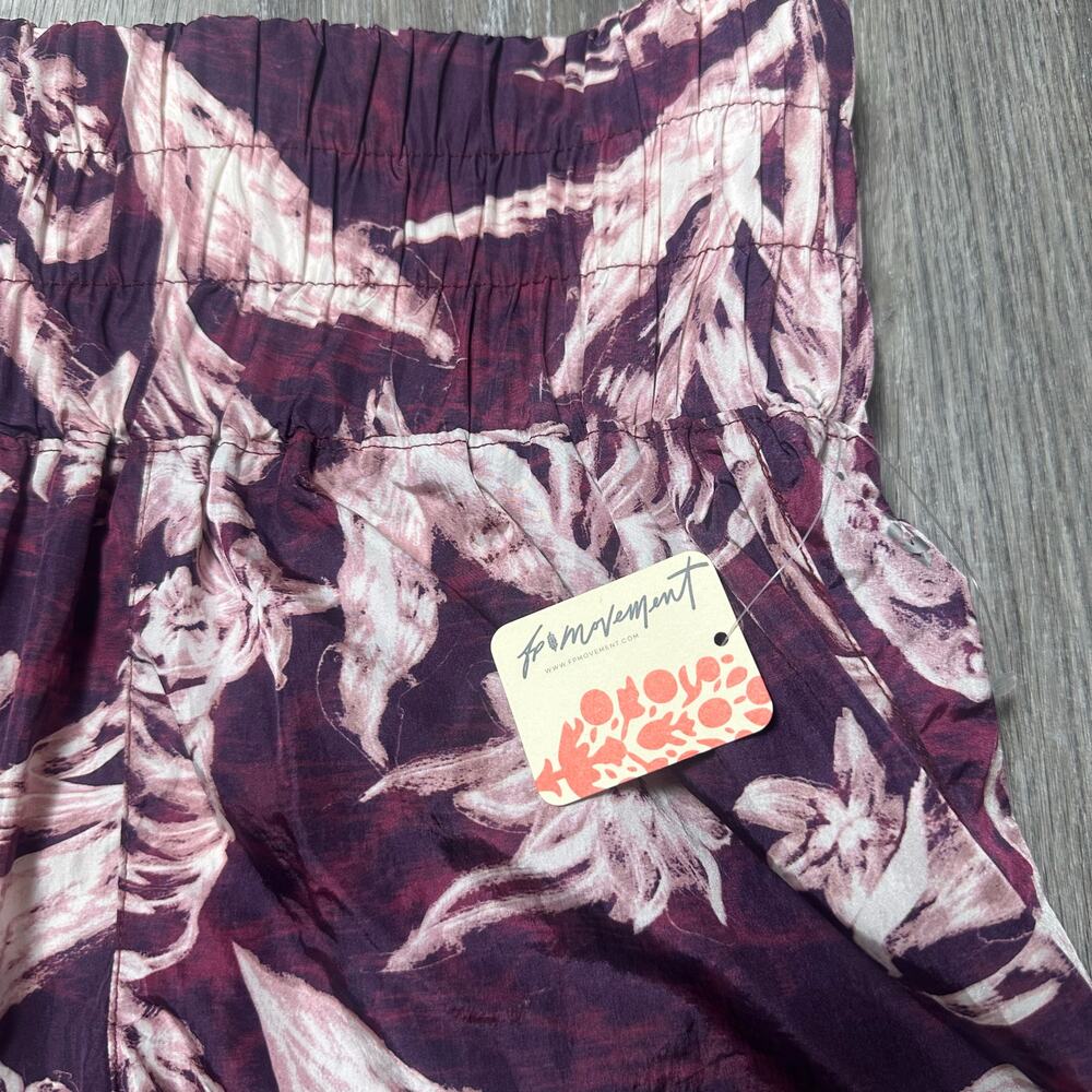 Free People Movement The Way Home Purple Floral Printed Shorts NEW - Picture 2 of 8
